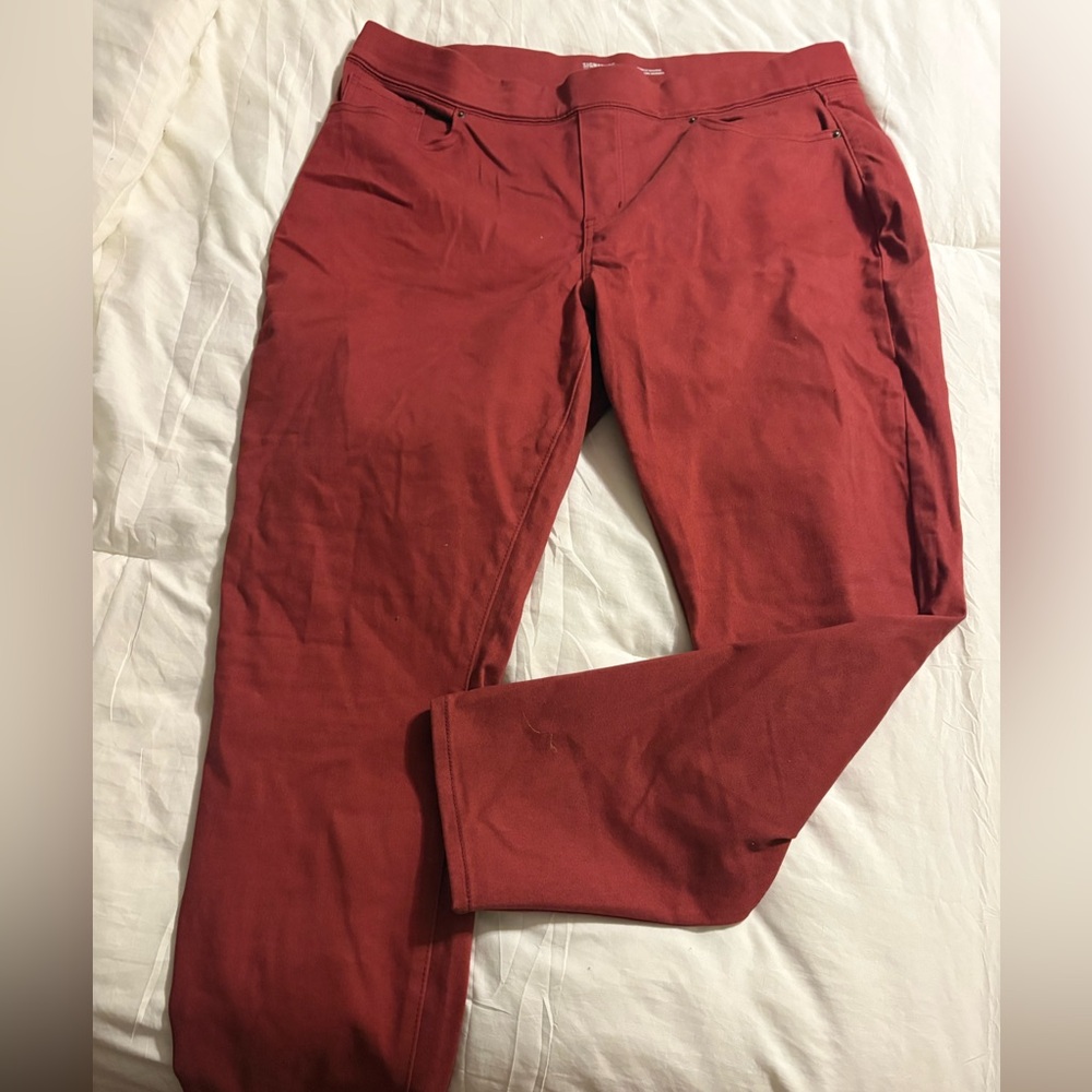 22W Signature by Levi Strauss Women’s Burnt Orange Skinny Jeans